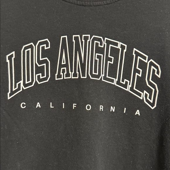 Like new SHEIN black Los Angeles California sweatshirt. Size L - Picture 2 of 5